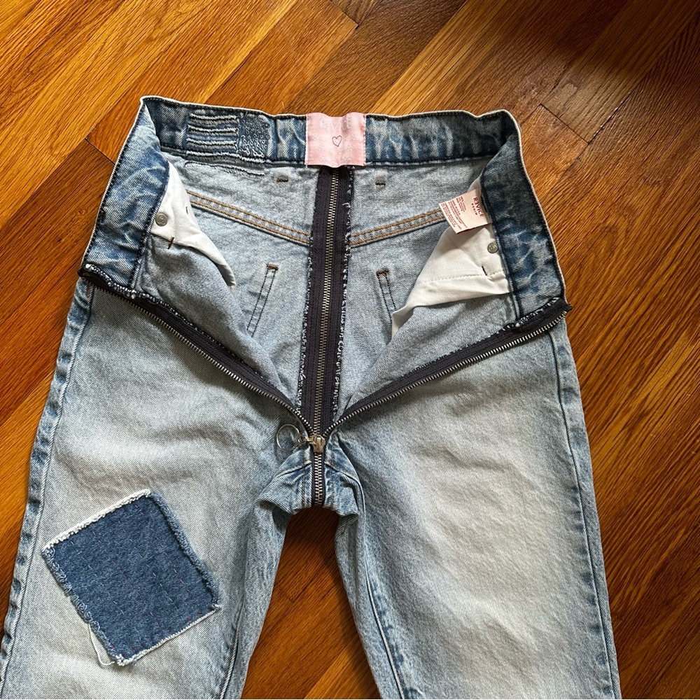 REVICE Denim Blue Ankle Cropped Jeans with Distressed Hem Size 26 Made in USA - Picture 6 of 16